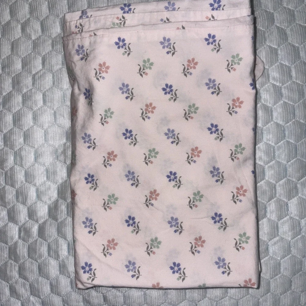 2‎ Martha Stewart Standard Pillowcases Flowers Pink Green cotton